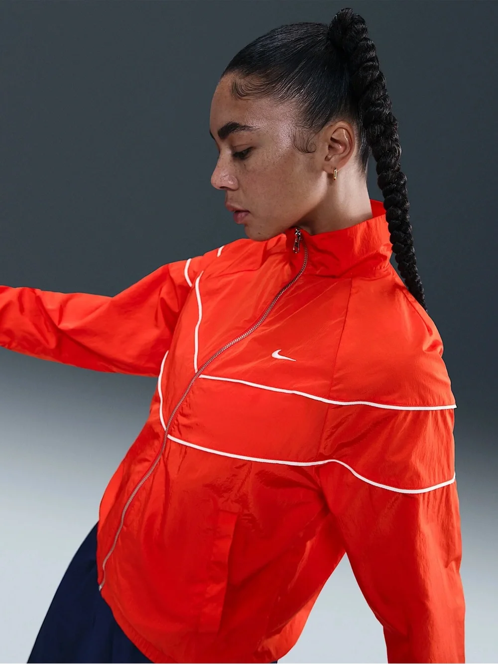 Nike orange Windrunner Women's Loose UV Woven Full-Zip Jacket sz M